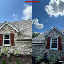 Soft-Wash-Cedar-Shake-Roof-Cleaning-in-Ladue-MO 3
